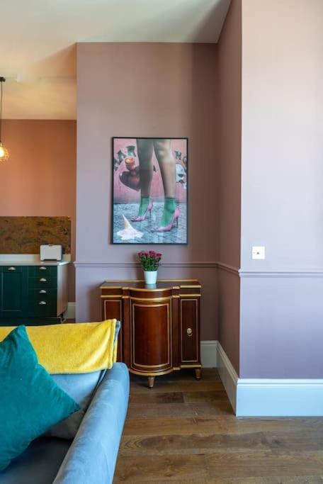 Stylish Beachfront Apartment, Sweeping Ocean Views And Luxury Touches Herne Bay Kültér fotó