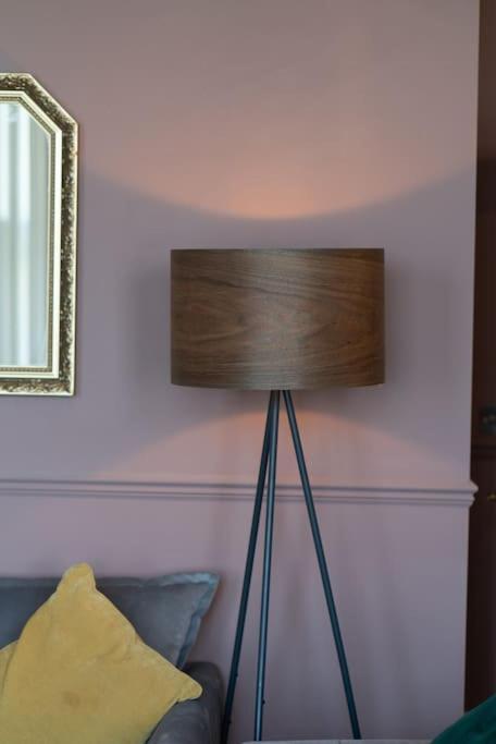 Stylish Beachfront Apartment, Sweeping Ocean Views And Luxury Touches Herne Bay Kültér fotó